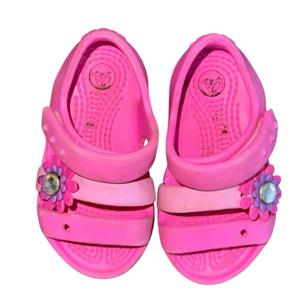 CROCS Pink Kids Sandals with Flower Accent Children’s Size 5